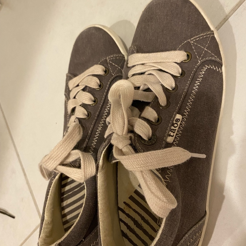 taos womens shoes